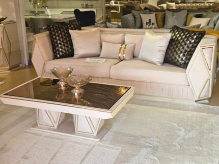 Canapea de lux PALAZZO crem cu detalii 3D Diamond Cut si profil auriu Stil Deco Mobila