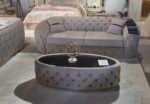 Canapea extensibila de lux HILTON stofa crem cu accente aurii si capitonaj Chesterfield Stildeco